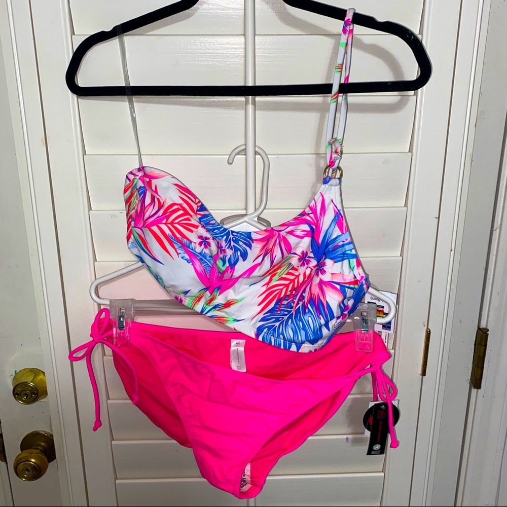 NWT Sexy, pretty in pink bikini!